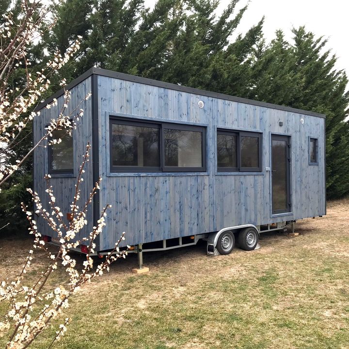 💙 Tiny House Capucine 💙 Bienvenue à Capucine, notre Tiny House de plain-pied !La Capucine est une alternative parfaite pour ceux qui ne souhaitent…